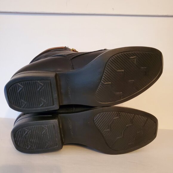 Laredo Women's Perform air 1.5" Hight heel Round Toe Western Ankle Boot Size 7M. - Picture 6 of 13